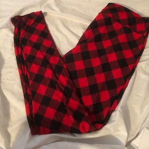 Buffalo plaid leggings- L/XL